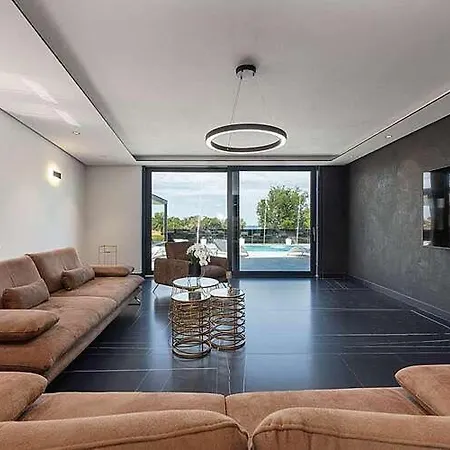 Seaview Апартаменты