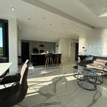 Seaview Апартаменты