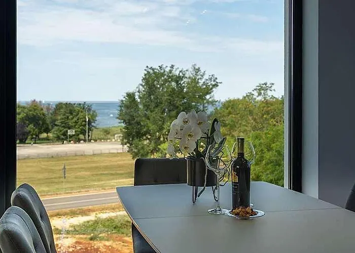 Seaview Daire Funtana