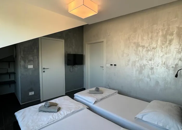 Seaview Apartment *