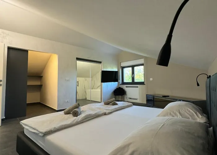 Seaview Apartment *